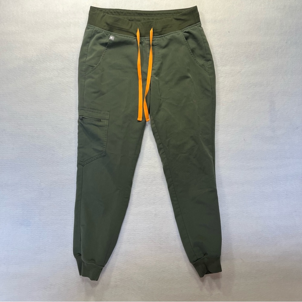 Figs Olive Joggers with Bright Orange Drawstring. Size XS-petite